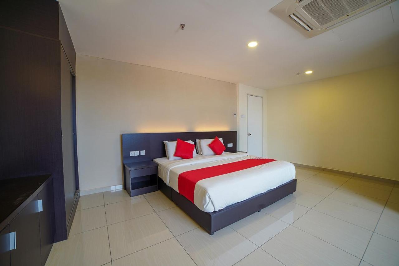 Oyo 89531 Villa Hotel سيغامات المظهر الخارجي الصورة