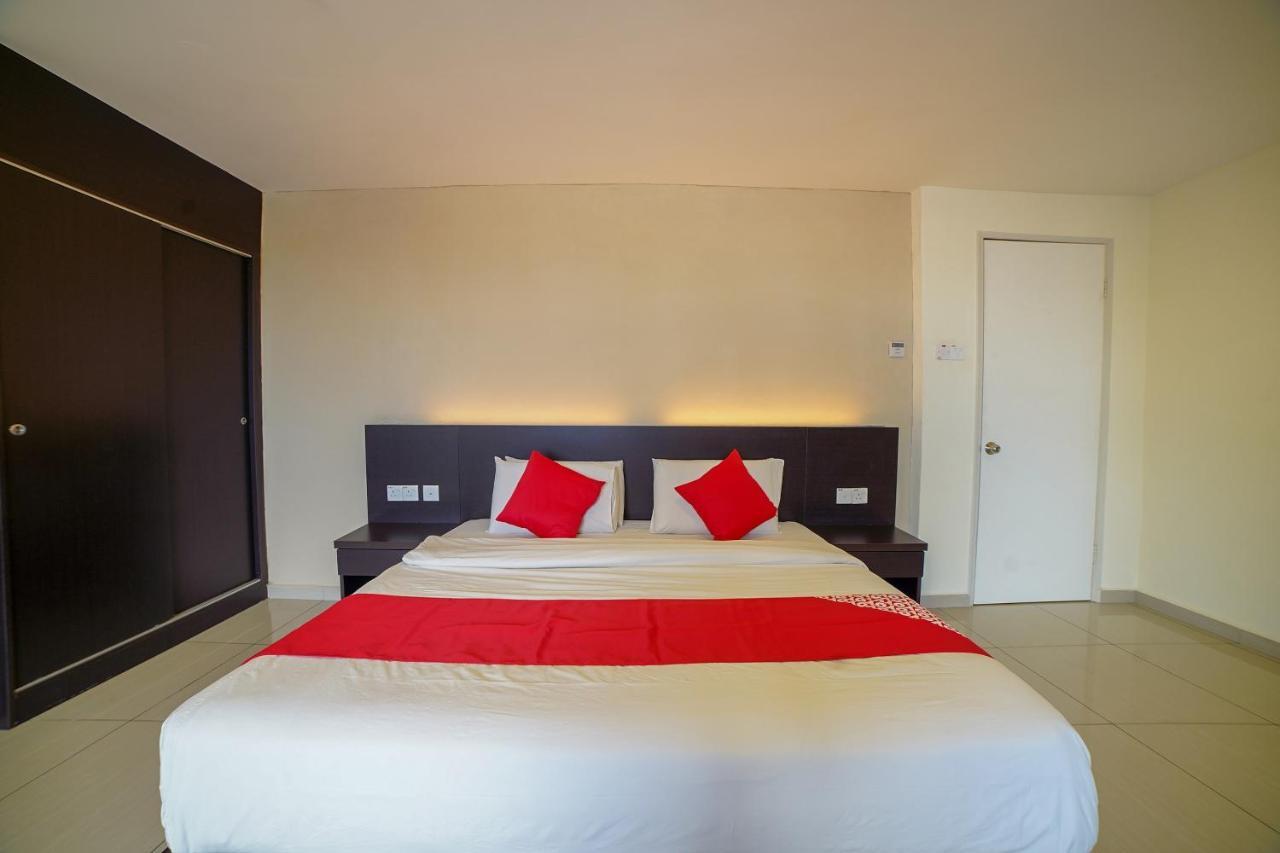Oyo 89531 Villa Hotel سيغامات المظهر الخارجي الصورة