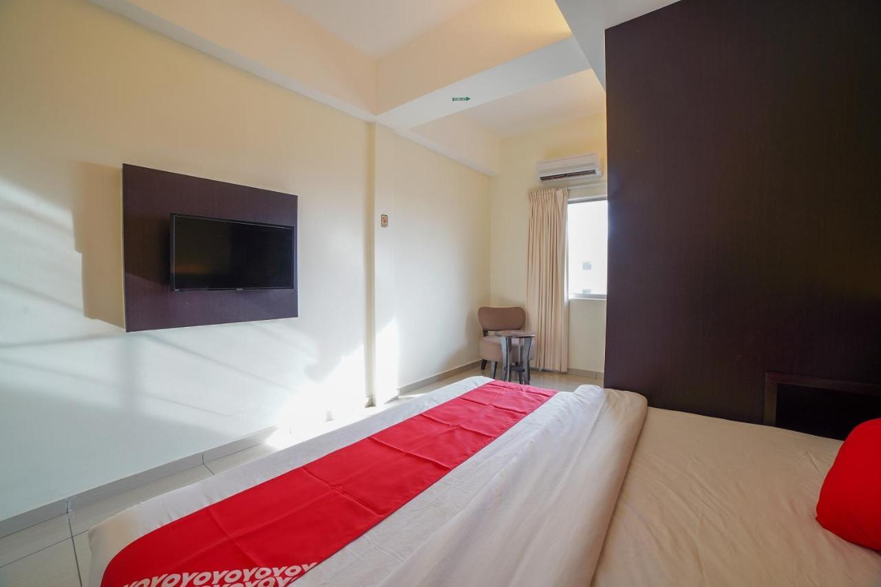Oyo 89531 Villa Hotel سيغامات المظهر الخارجي الصورة