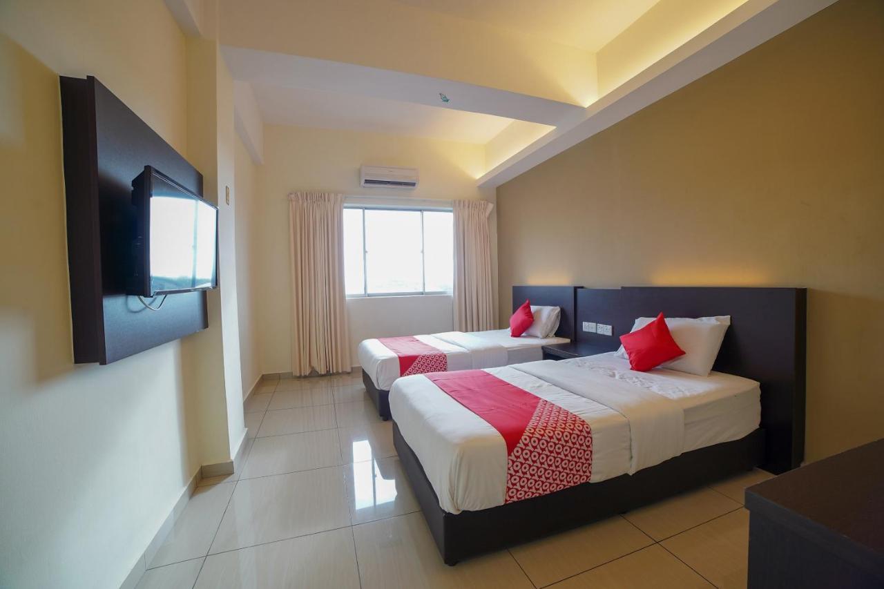 Oyo 89531 Villa Hotel سيغامات المظهر الخارجي الصورة