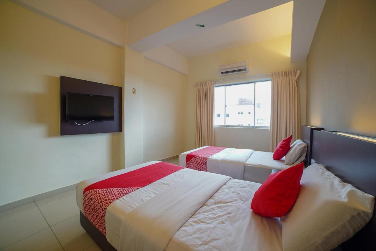 Oyo 89531 Villa Hotel سيغامات المظهر الخارجي الصورة