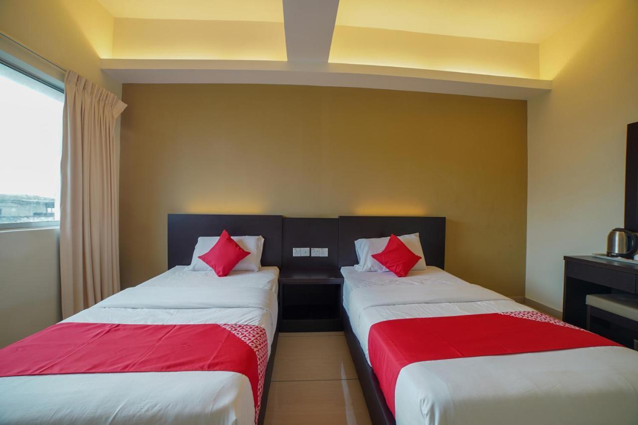 Oyo 89531 Villa Hotel سيغامات المظهر الخارجي الصورة